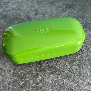 kate spade New York eyeglass/sunglass hard shell case